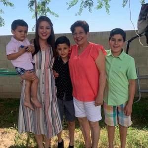 Meet your Posher, Jimena